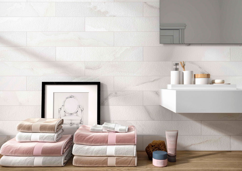 Onyx White Plank 4"x24"